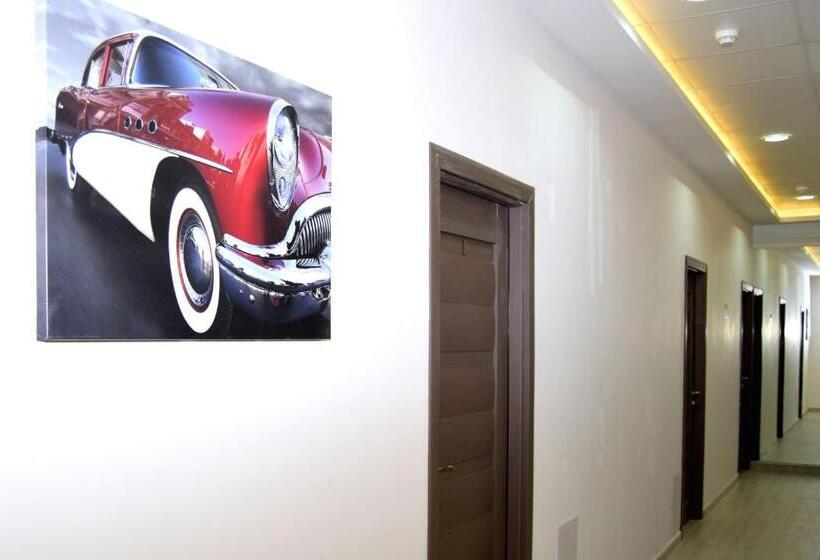 بنسيون Road Rooms