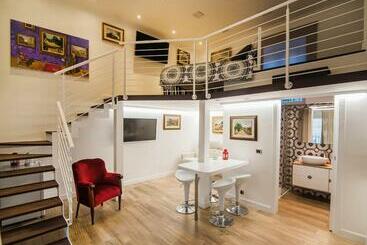پانسیون Solimena House 44