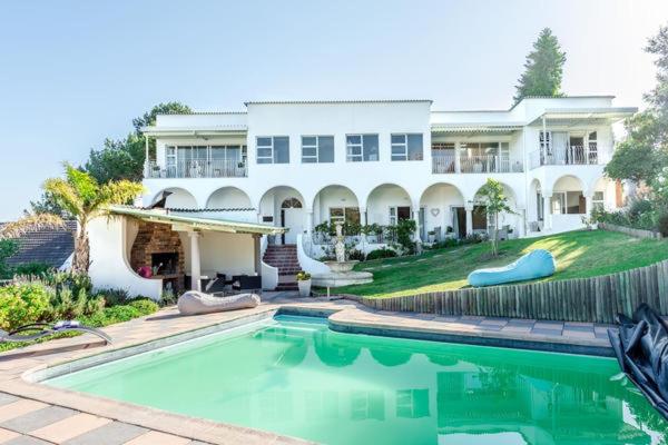 פנסיון The Views Guesthouse