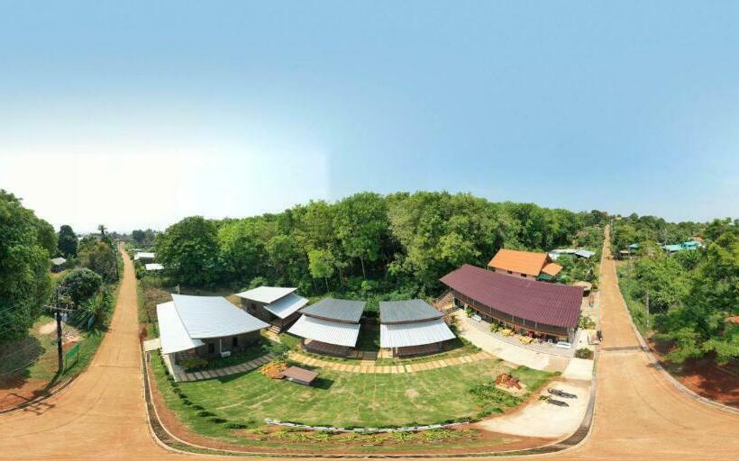 Курорт Hanoii House