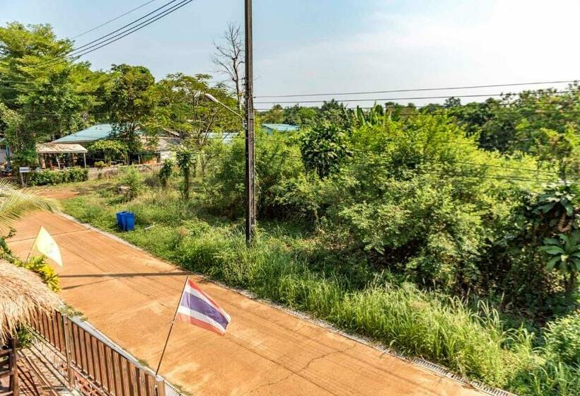 Курорт Hanoii House