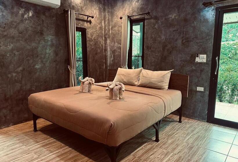 استراحتگاه Hanoii House