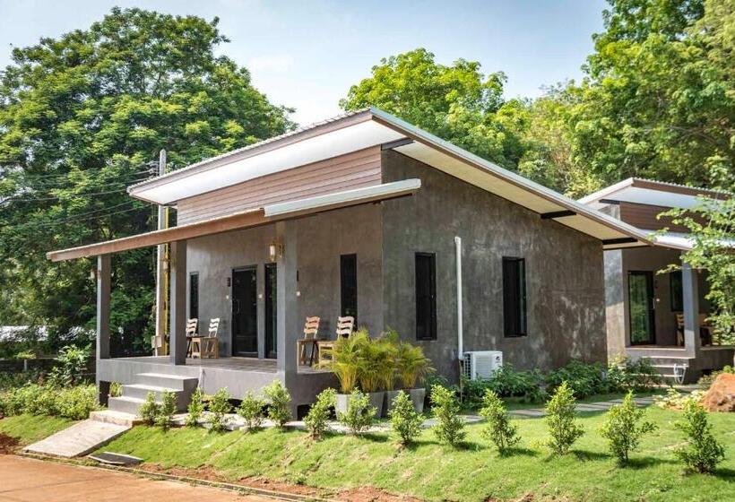 Курорт Hanoii House