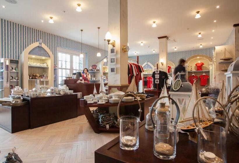 4 Sterne Superior Erlebnishotel Bell Rock, Europa Park Freizeitpark & Erlebnis Resort