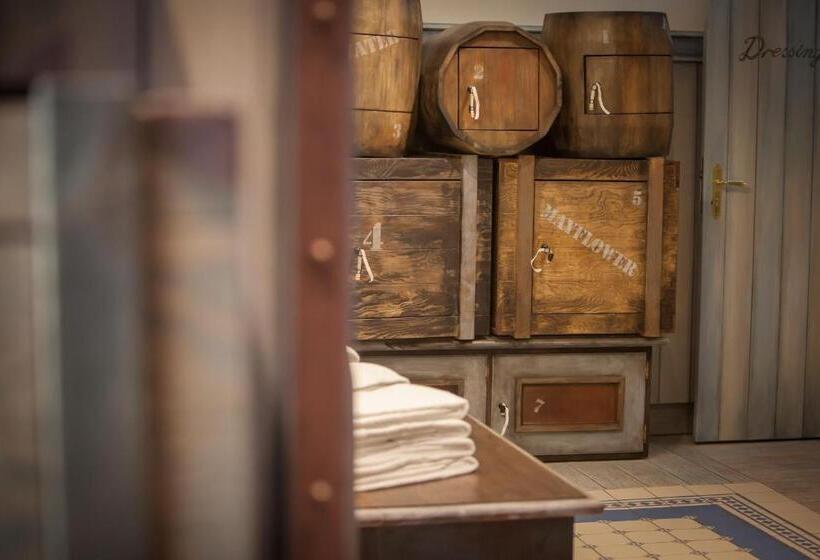 4 Sterne Superior Erlebnishotel Bell Rock, Europa Park Freizeitpark & Erlebnis Resort