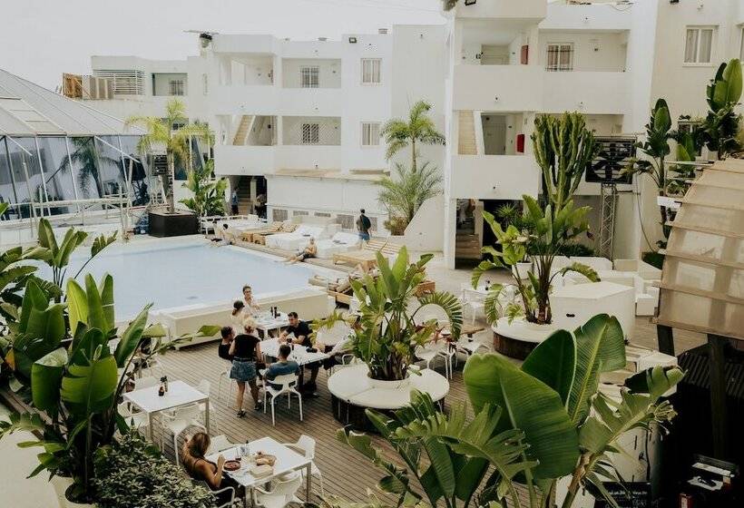 Apartamentos Bora Bora  Adults Only