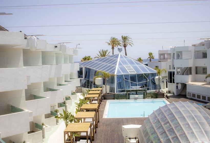 Apartamentos Bora Bora  Adults Only