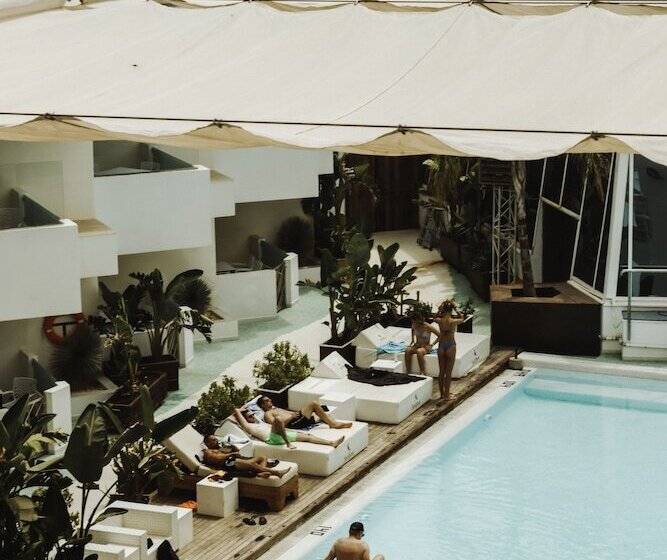 Apartamentos Bora Bora  Adults Only