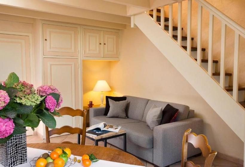 Cottages De La Bretesche