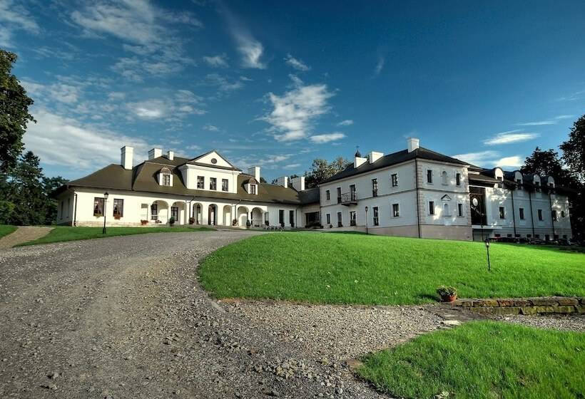 Dwór Kombornia Hotel&spa