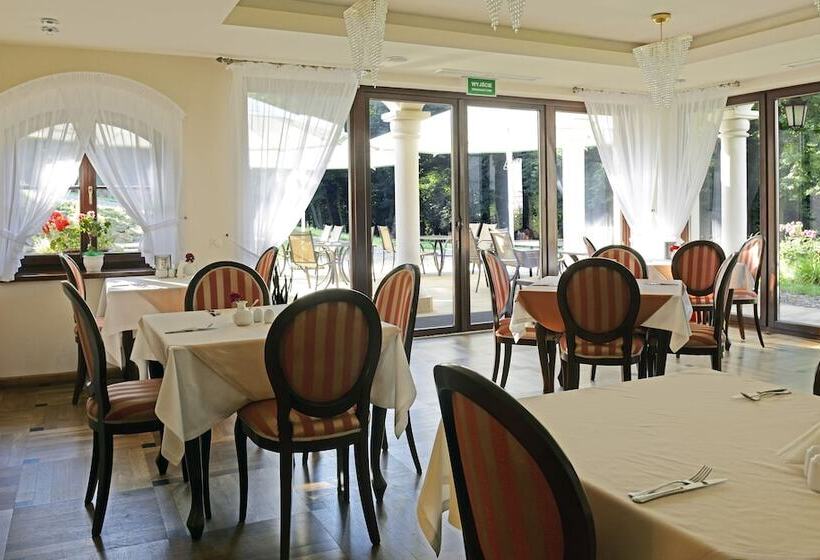 Dwór Kombornia Hotel&spa