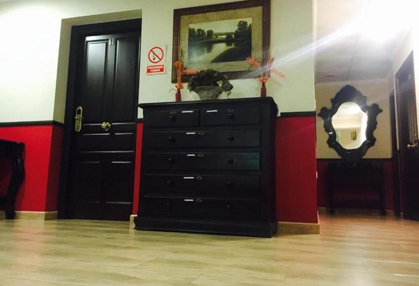 Hostal Pilas Alcarayón