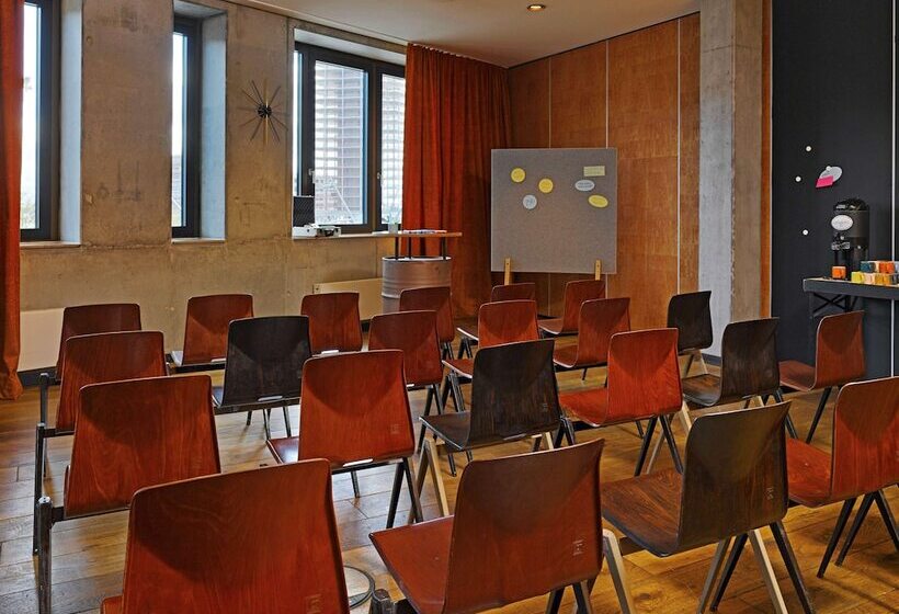 25hours Hotel Hamburg Hafencity