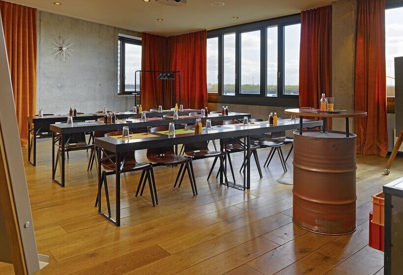 25hours Hotel Hamburg Hafencity