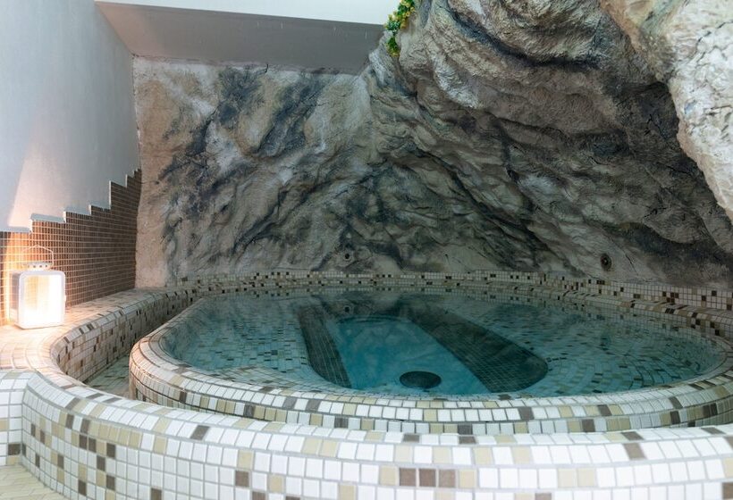 בית מלון כפרי Alpine Mugon