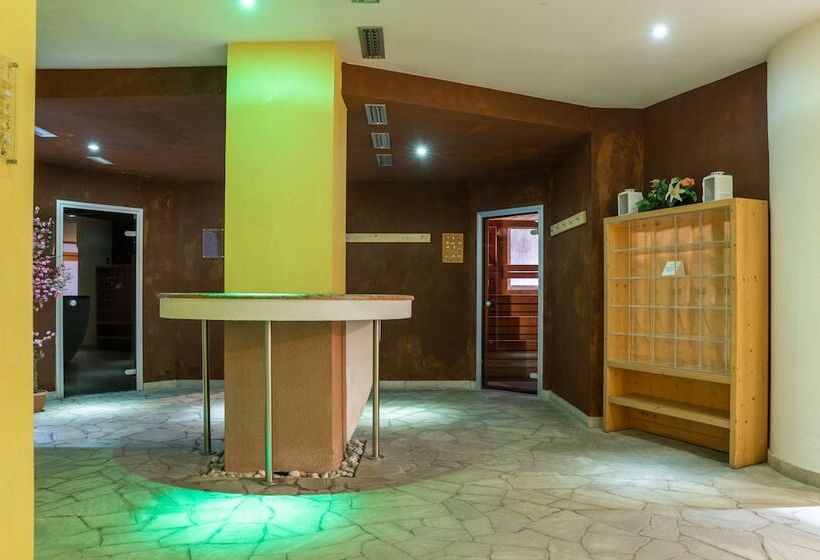 בית מלון כפרי Alpine Mugon