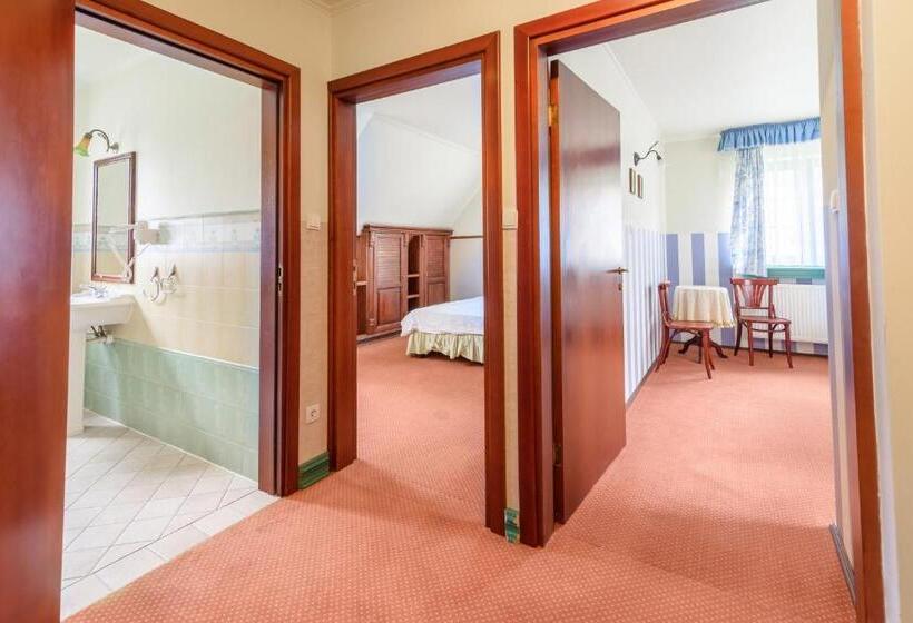 هتل Amax Boutique