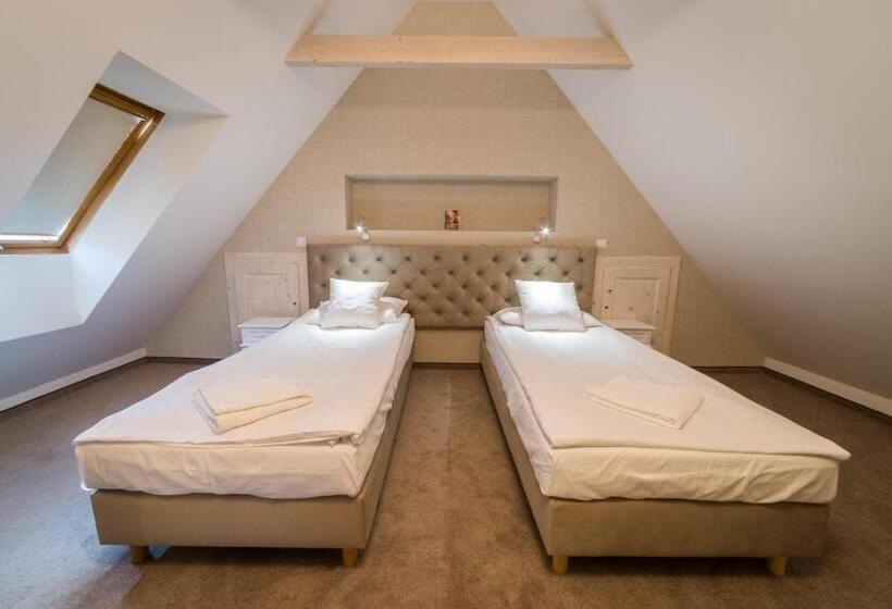 هتل Amax Boutique