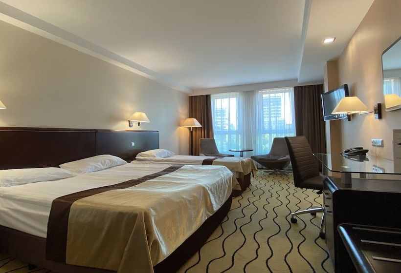 ホテル Ambasador Centrum