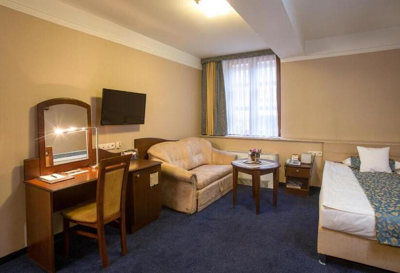 酒店 Ambasadorski Rzeszów