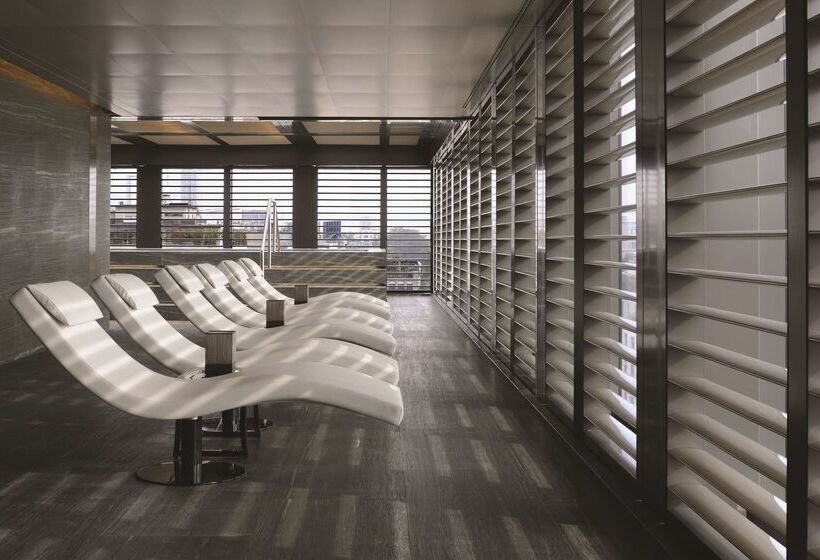 Armani Hotel Milano