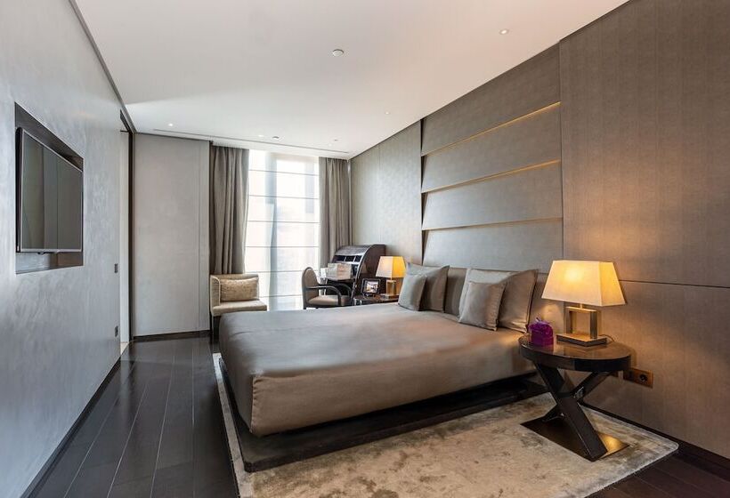 Armani Hotel Milano