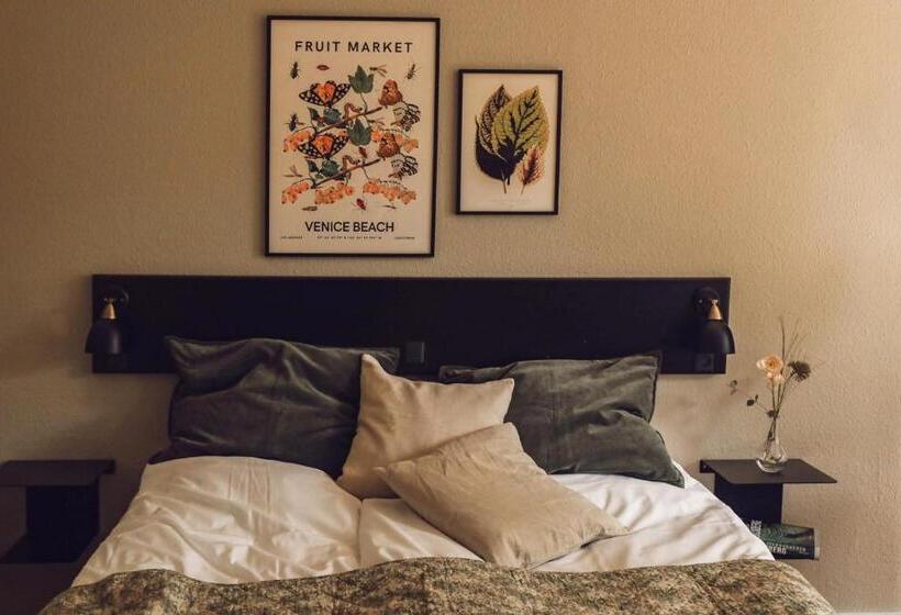 בית מלון כפרי Arnbjerg Pavillonen