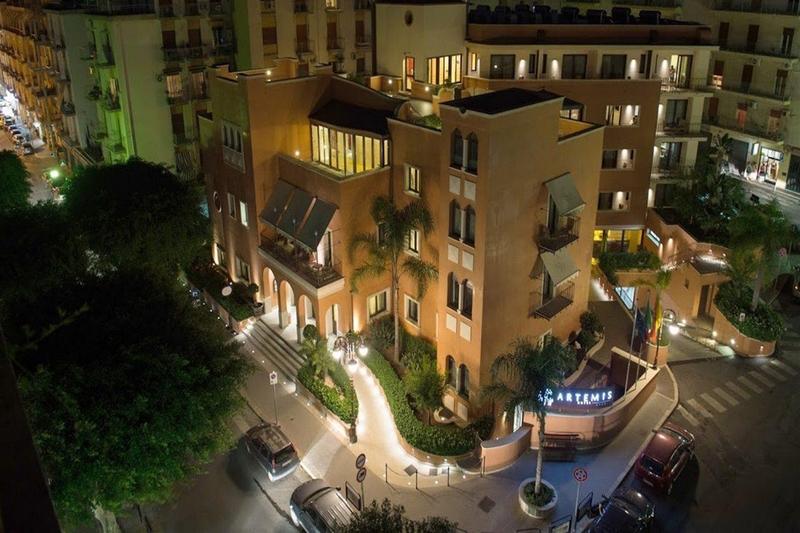 ホテル Artemis