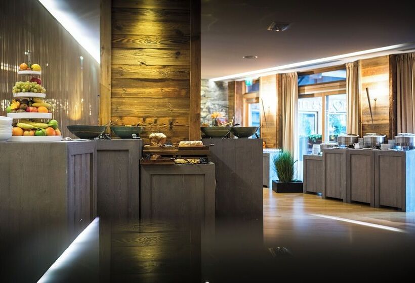 فندق Au Coeur Du Village