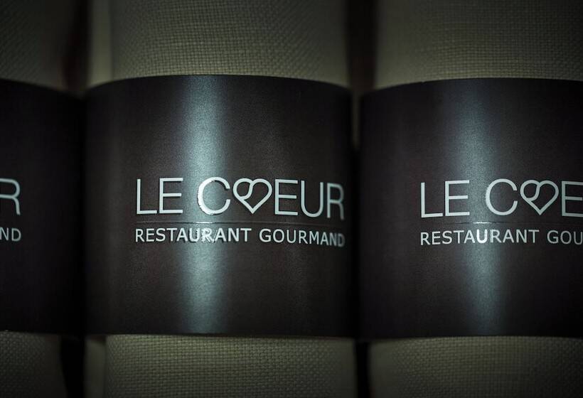 فندق Au Coeur Du Village