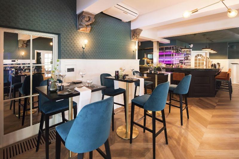 هتل Auberge Du Bonheur