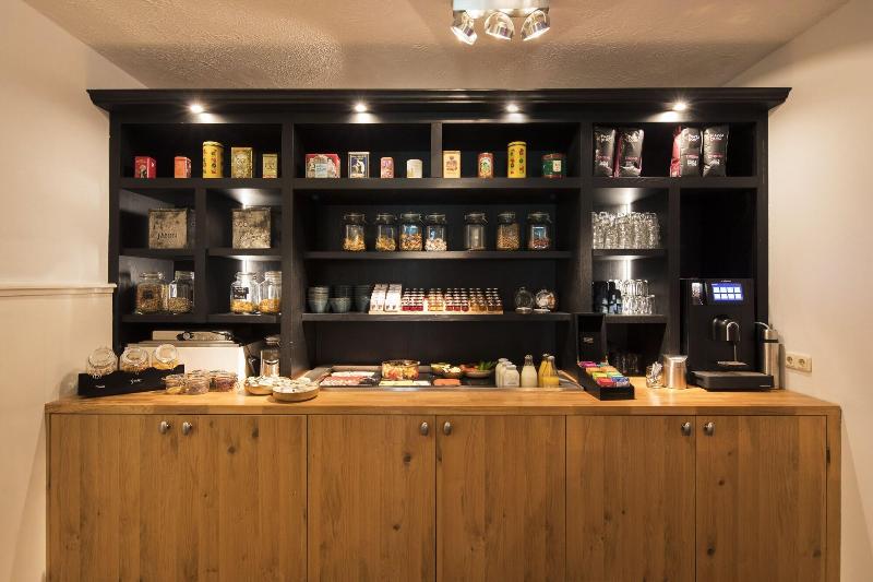 هتل Auberge Du Bonheur