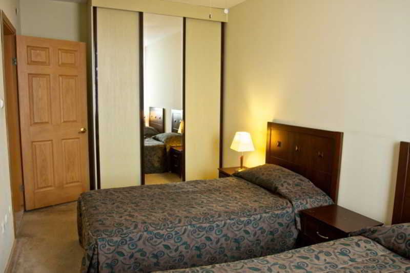 Отель Baran Airport Residence