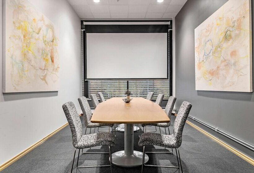 فندق Best Western Leto Arena