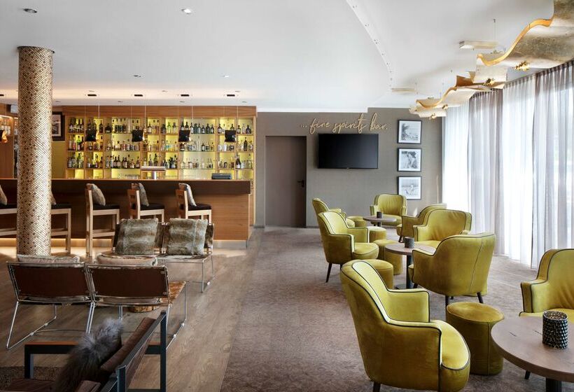 ホテル Best Western Plus Io