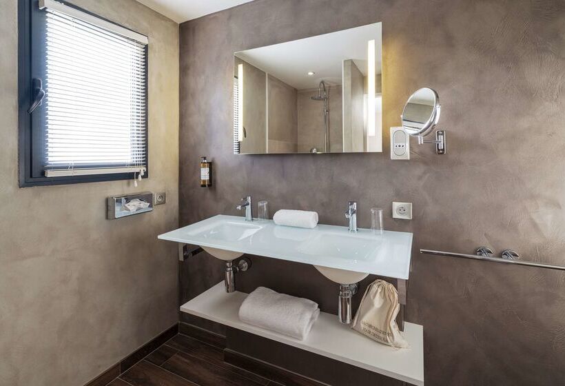 Best Western Plus Villa Saint Antoine Hotel & Spa