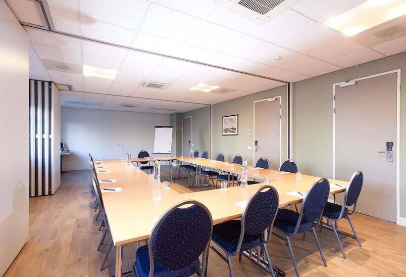 בית מלון כפרי Best Western Zaan Inn