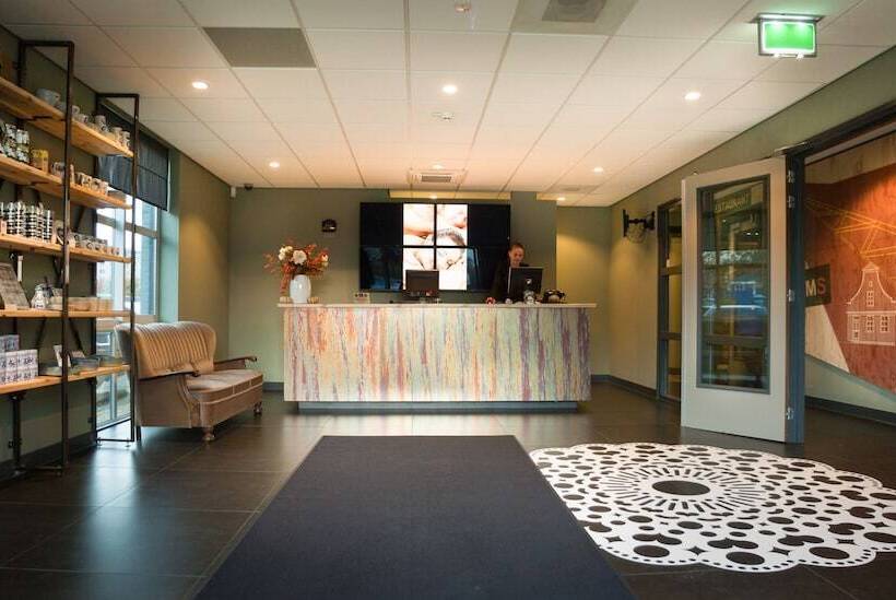 בית מלון כפרי Best Western Zaan Inn