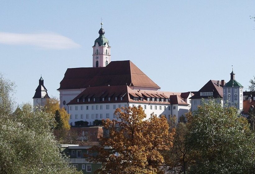 فندق Bettina Garni