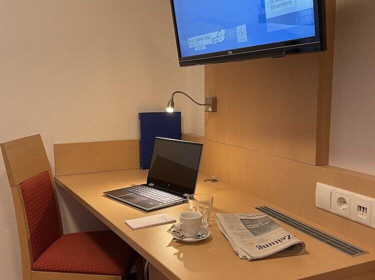 فندق Bettina Garni