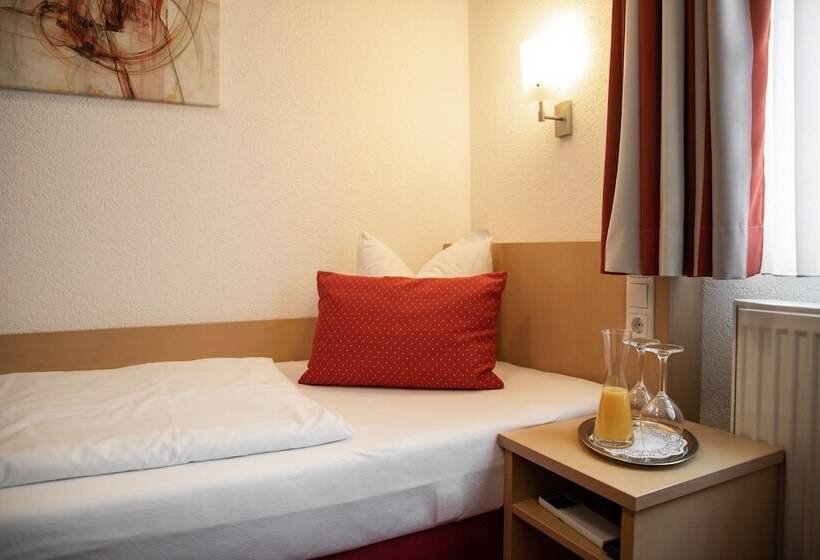 فندق Bettina Garni