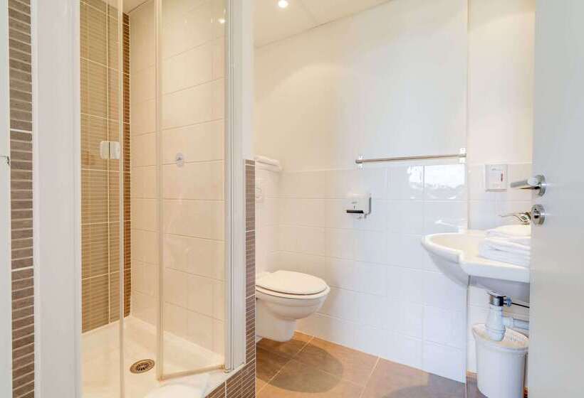 Brit Hotel Saint Méen Le Grand En Brocéliande