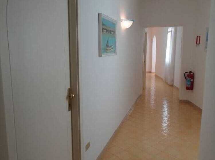 בית מלון כפרי Candia