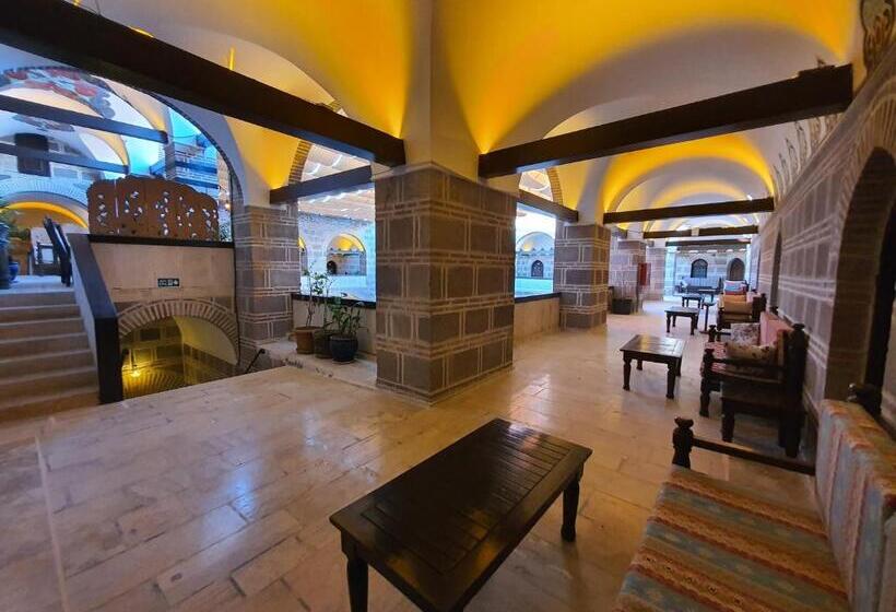 酒店 Kanuni Kervansaray Historical