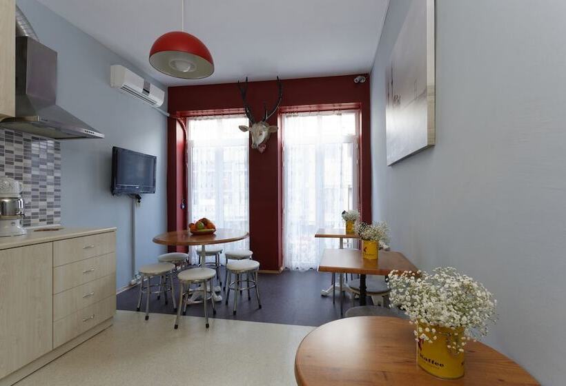 ホテル Cheers Port House