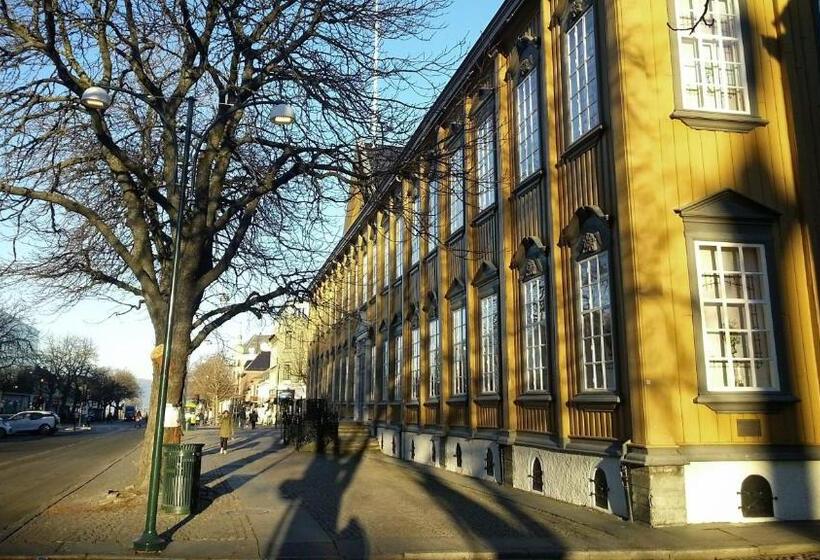 Отель City Living Schøller