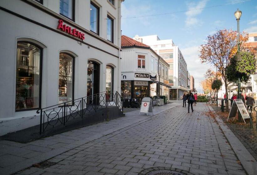 Отель City Living Schøller