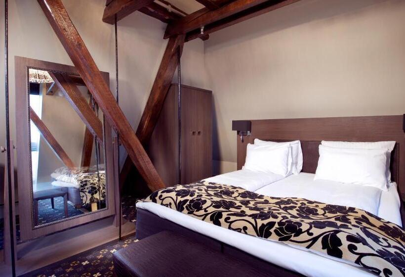 בית מלון כפרי Banken