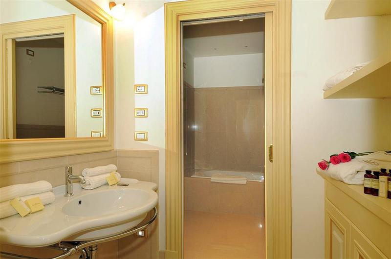 Отель De Paris Sanremo