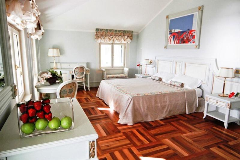 Отель De Paris Sanremo